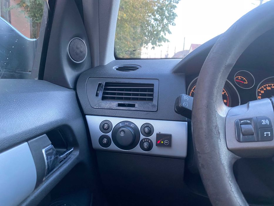 Opel Astra H - 1.4 Benzina + GPL, an: 2005