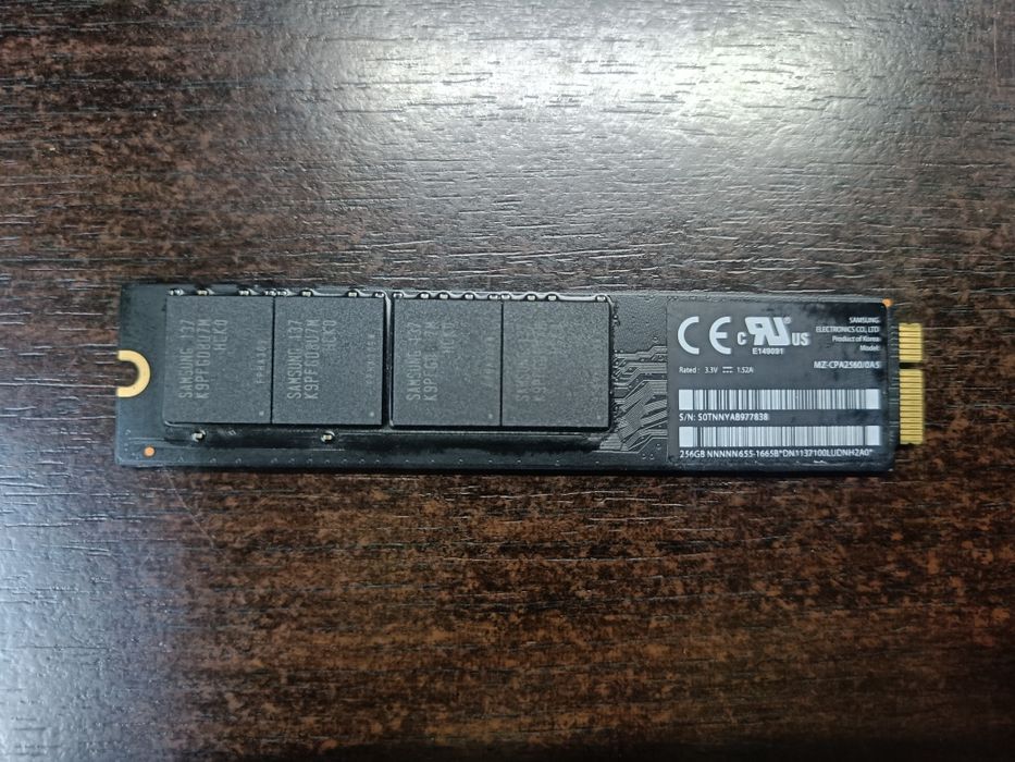 SSD Samsung 256GB Apple MacBook Air 2010 / 2011 (Model MZ-CPA2560)