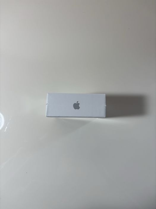 Airpods 4 Active Nosie Cancelling