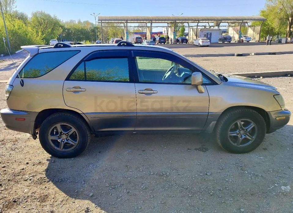Lexus RX300 1 поколение
