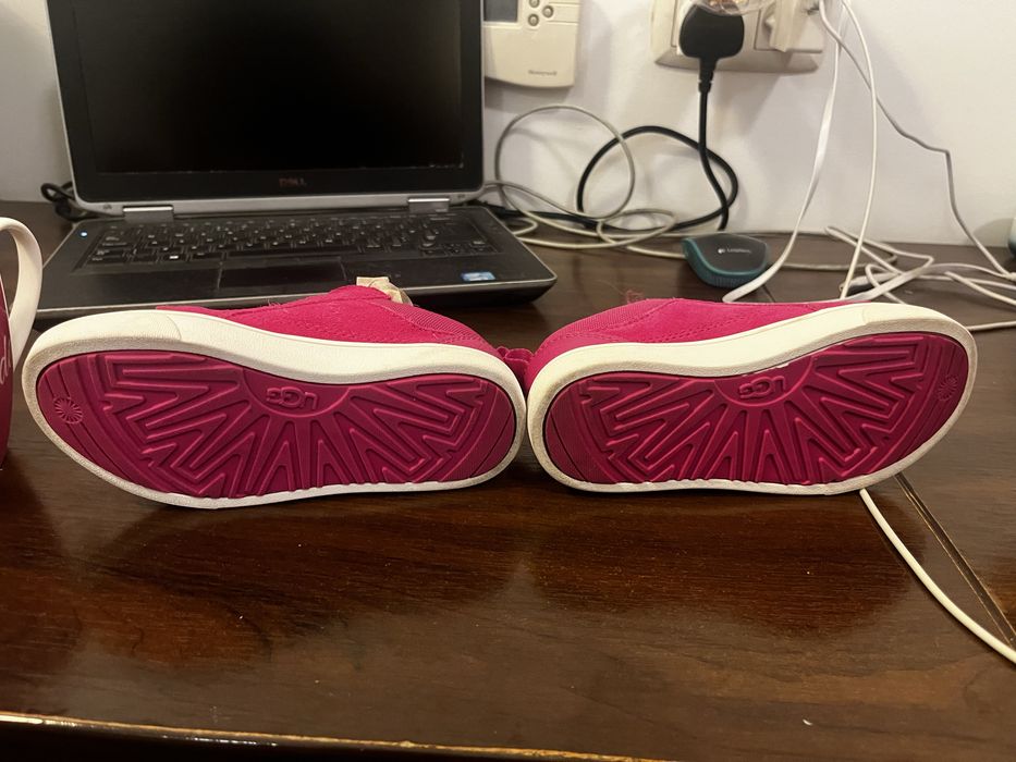 Ugg fetite marimea 27,5