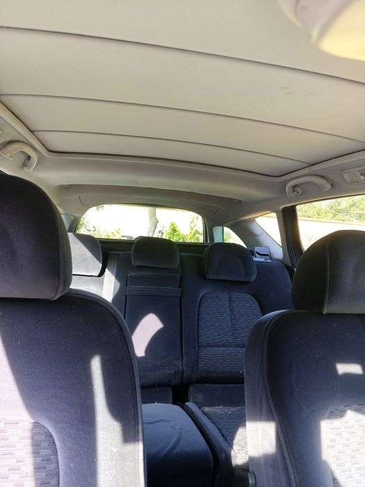 Vând Peugeot 407