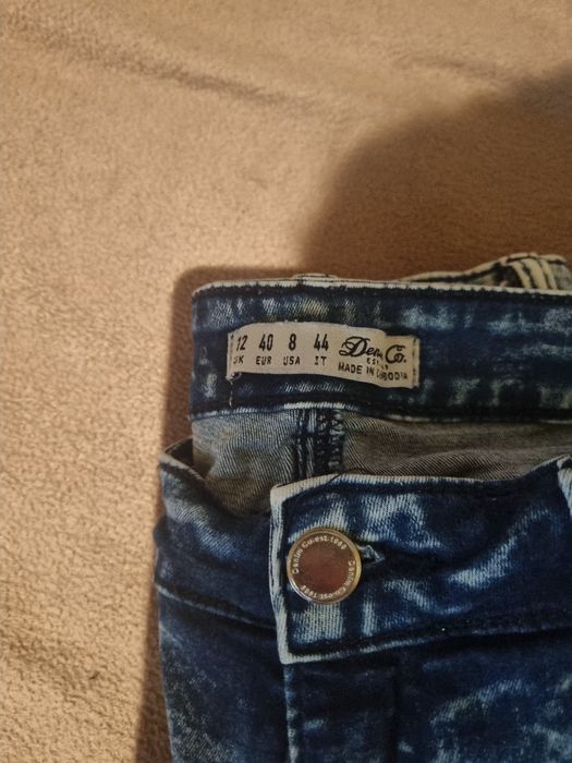 Blugi elastici, marimea M