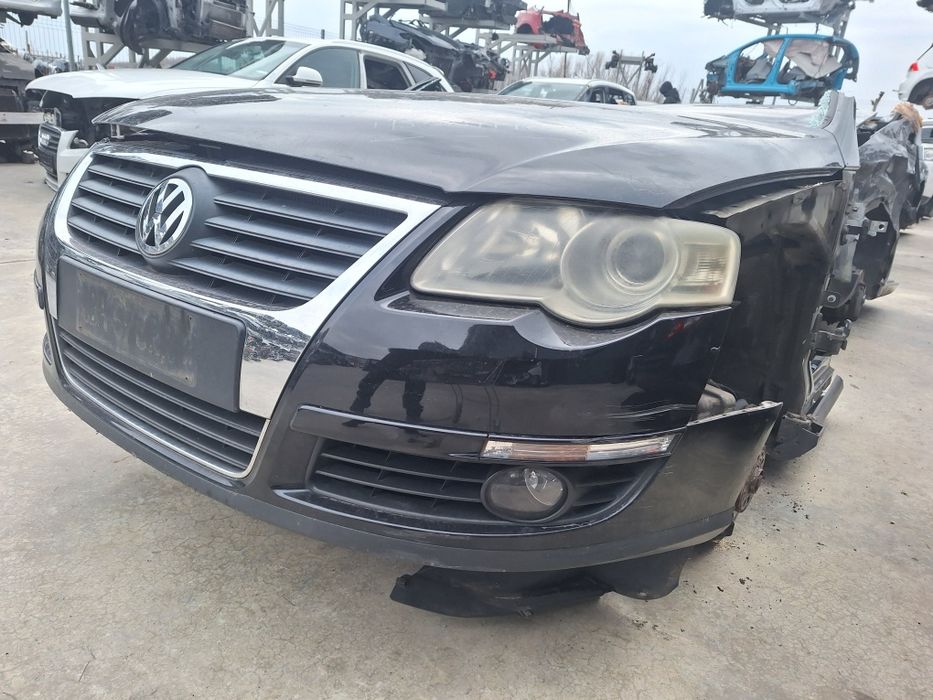 Предна броня Vw Passat 6 / Фолксваген Пасат 6 2006г.