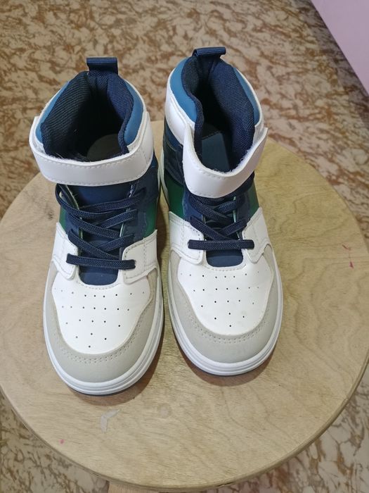 Продам  ботинки 31р.