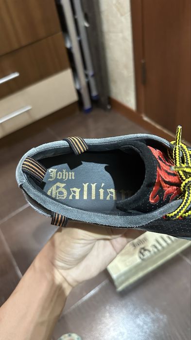 Продам кеды John Balliann