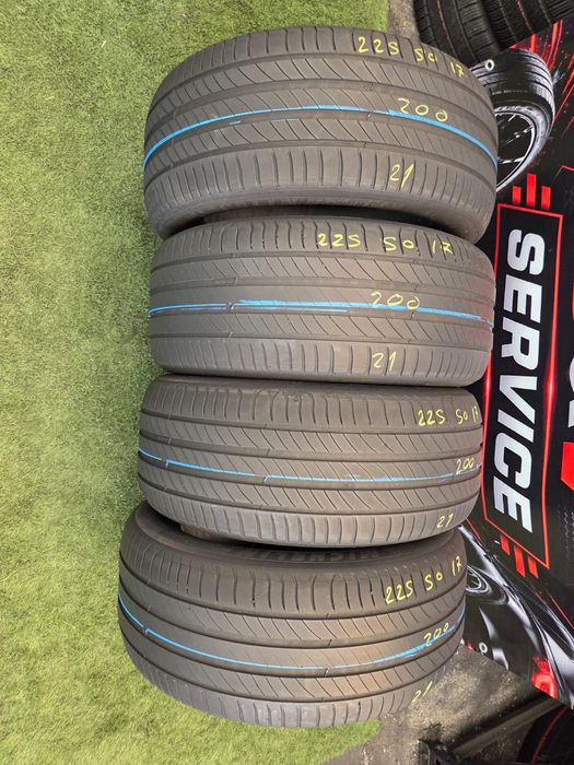 225 50 R17 Michelin