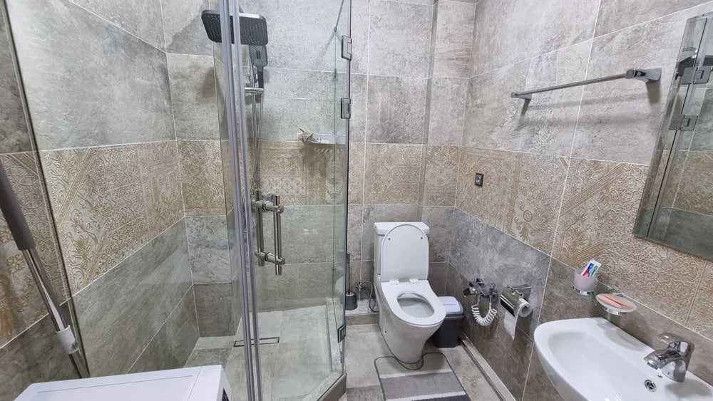 СРОЧНО только для семей сдаётся  3Х комн квартира на Метро Минор ! 640