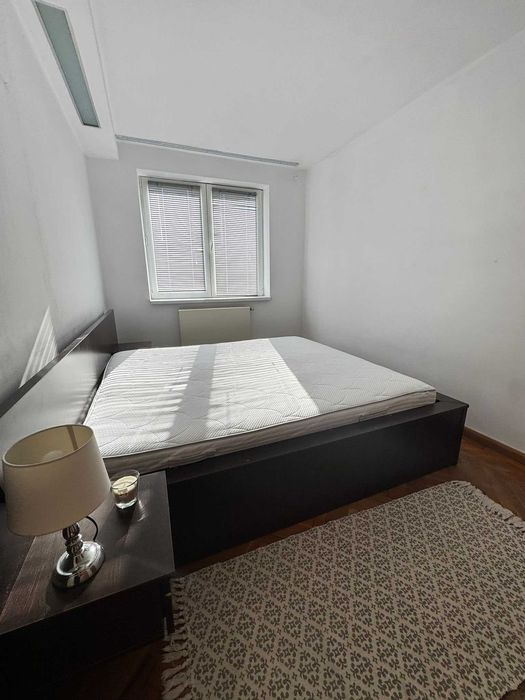 De închiriat - Apartament 3 camere - Str Nicolae Iorga
