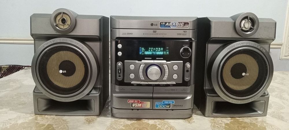 Muzikalniy sentirlar sotiladi