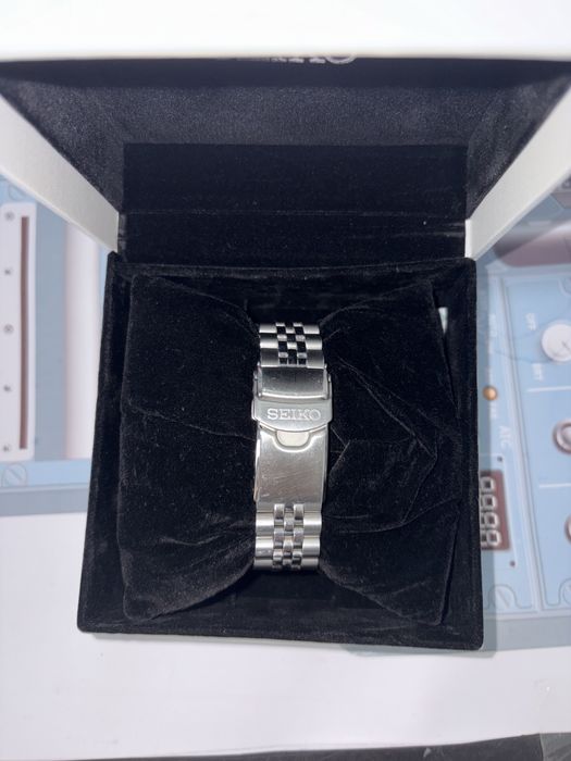 Часы Seiko 5 Sports Gmt SSK003K1