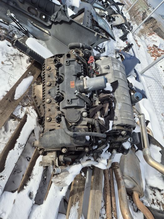 Двигател от БМВ 4.4 V8