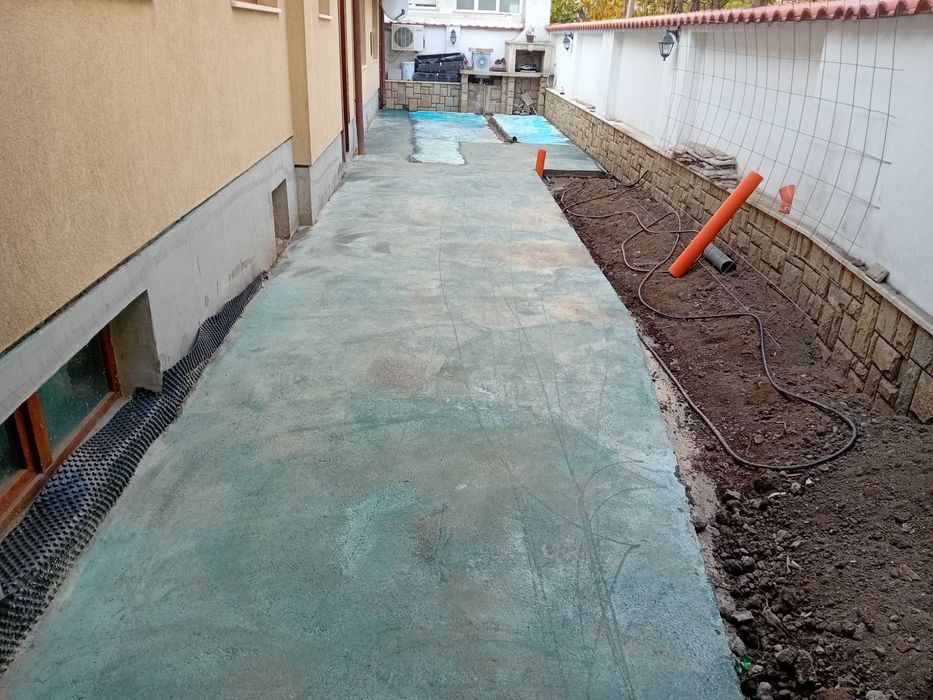 Щампован и сив бетон