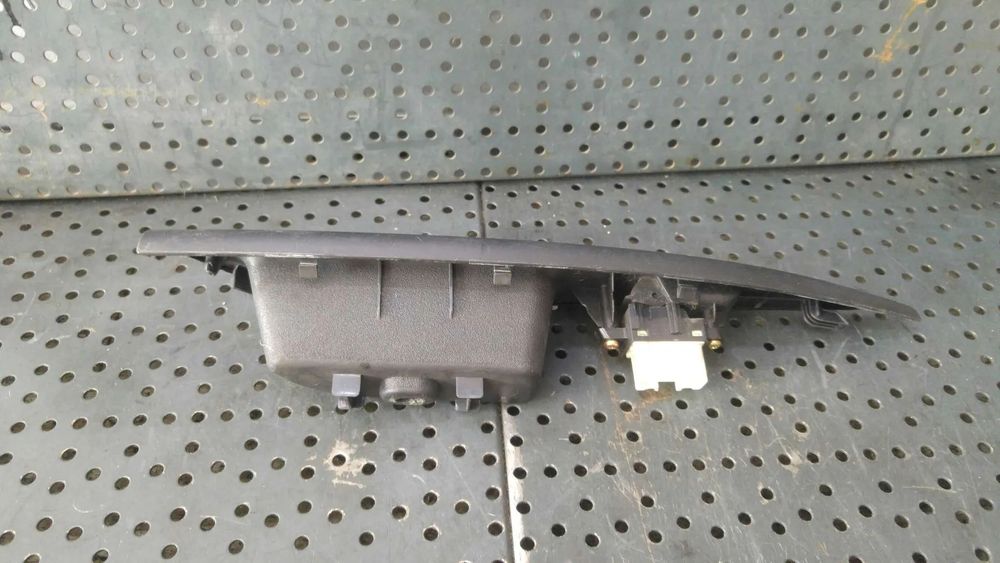 Buton geam electric stanga spate mazda 6 gg combi gj6a685l6