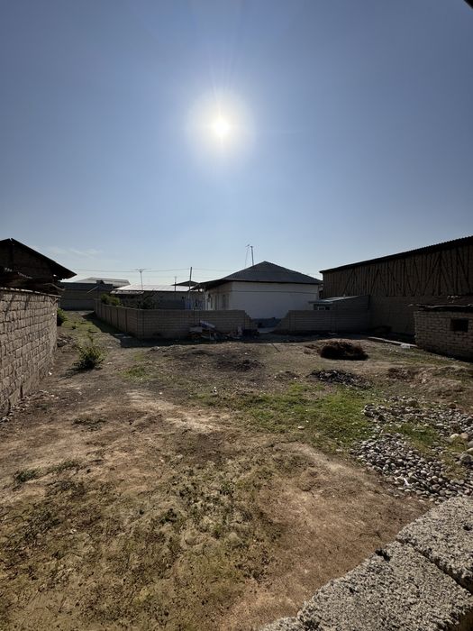 Янги хайрт чорток Махаллада 5 сотихли ховли сотилади