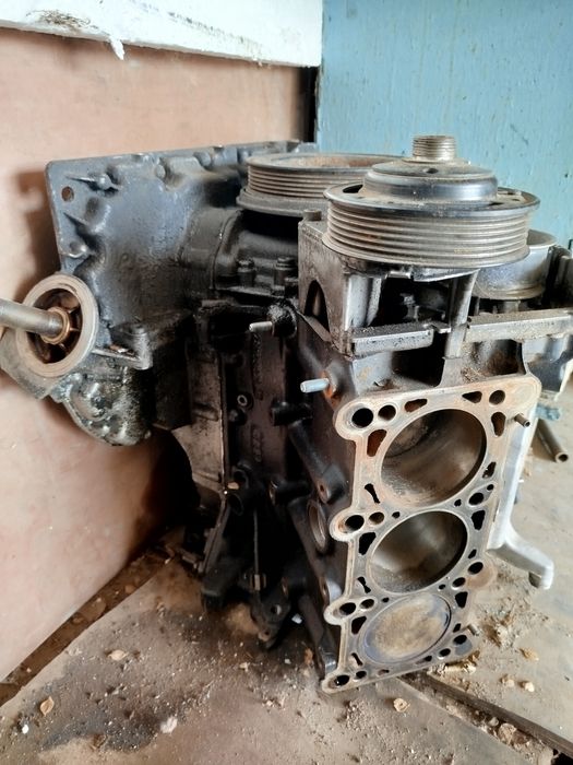 Продам Двигатель