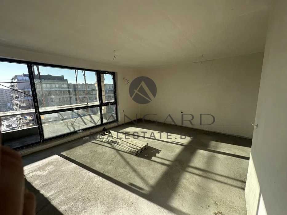 Продава се Двустаен апартамент в Пловдив, Христо Смирненски - 74 кв.м за 1428 €/кв.м - Снимка #2