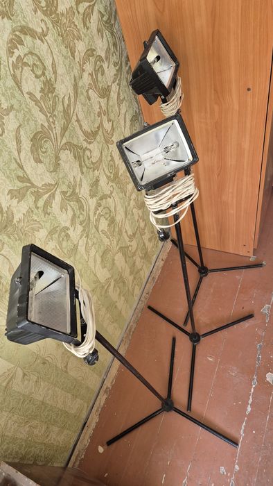 Продам стойки со светом