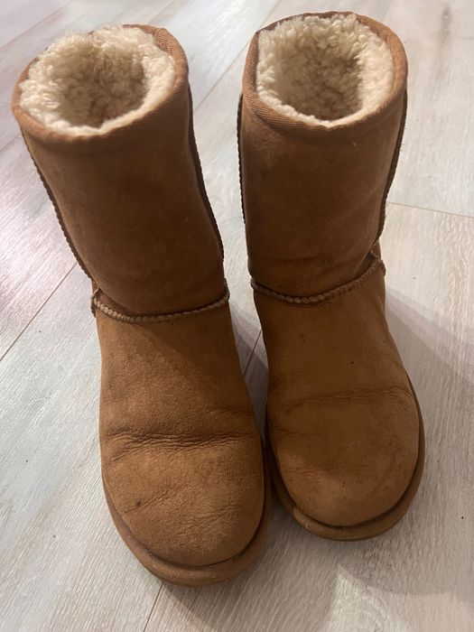 Ugg Australia mărime 37