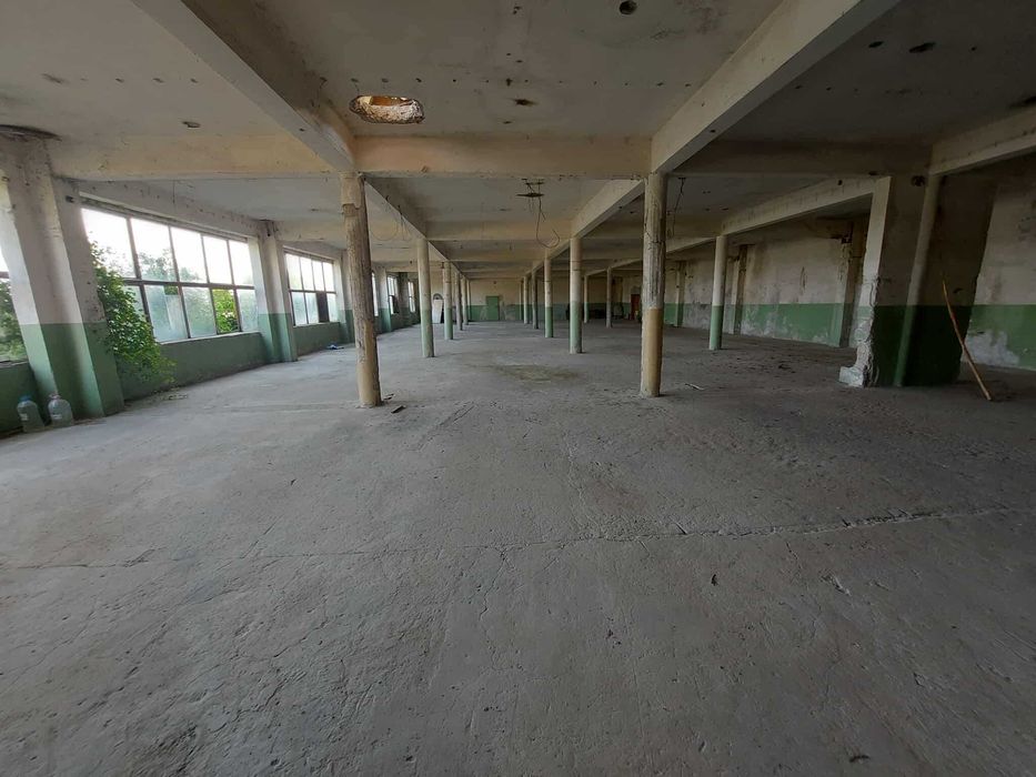 Продава се Промишлена сграда в Търговище, Промишлена зона - 10000 кв.м за 200 €/кв.м - Снимка #7