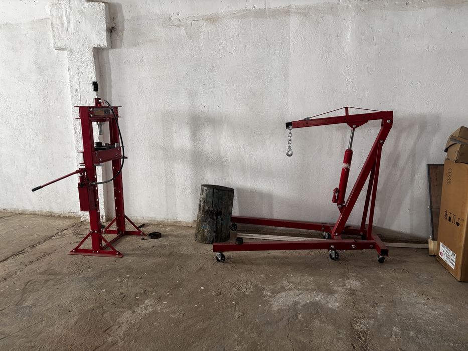 Inchiriez/colaborez/ angajez mecanic hala service auto