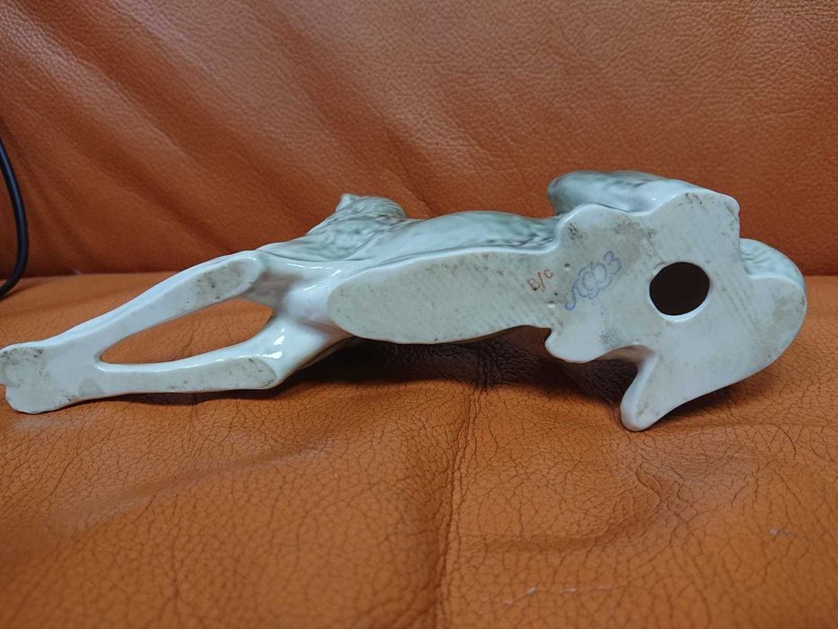 Статуэтка овчарка ЛФЗ в идеальном состоянии.