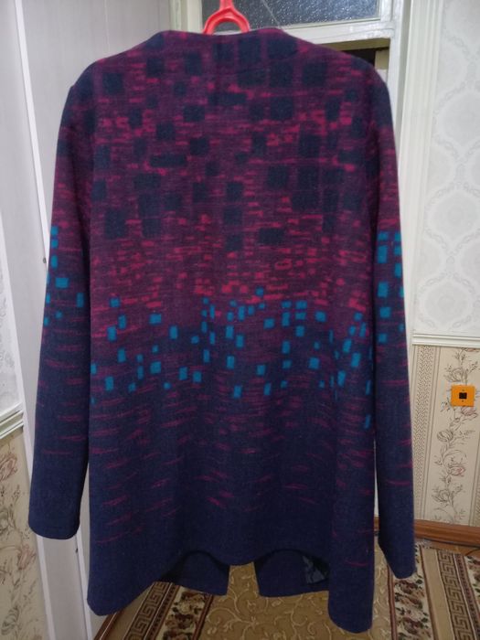 Новый пиджак на осень, весну.