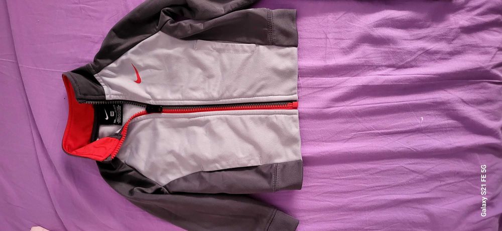 Спортен екип  Nike 18месеца