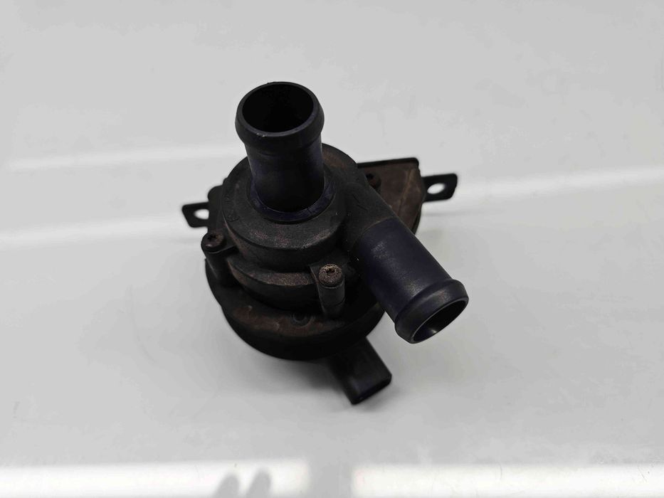 Pompa recirculare apa Seat Ibiza 5 (6J5) FR [Fabr 2008-2017] 1K0965561