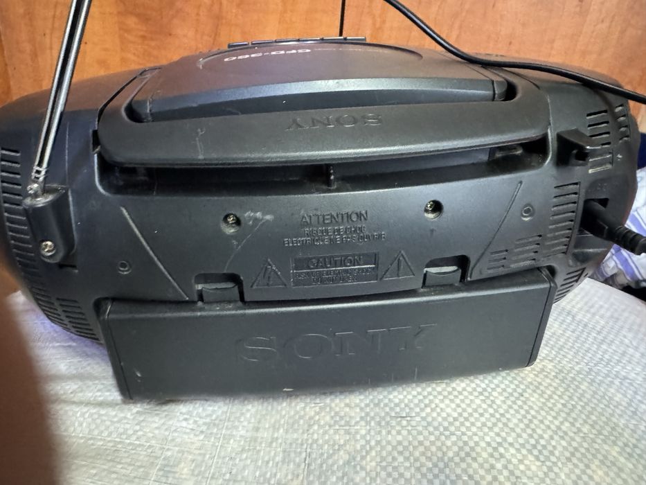 Boimbox Sony radiocasetofon Cd