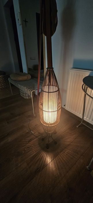 Lampadar de podea din bambus/ ratan
