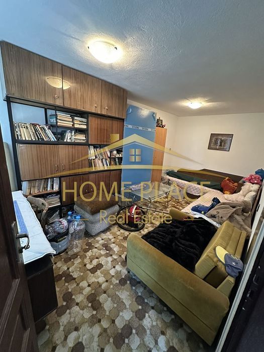 Къща с панорамна гледка в м-ст Боровец ЮГ