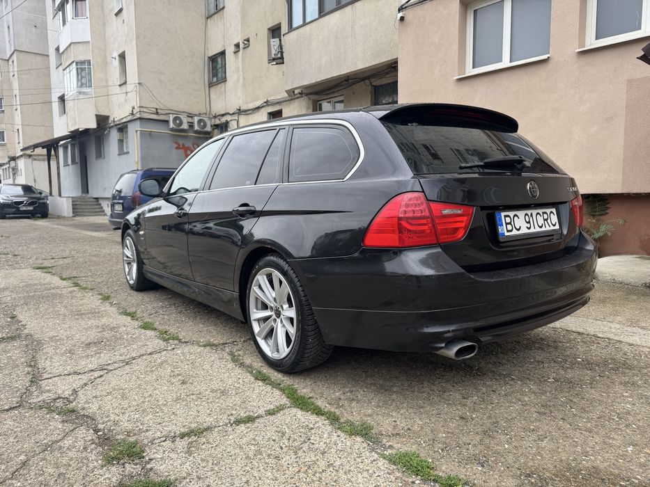 BMW 3 Series 2010 — imagine 4