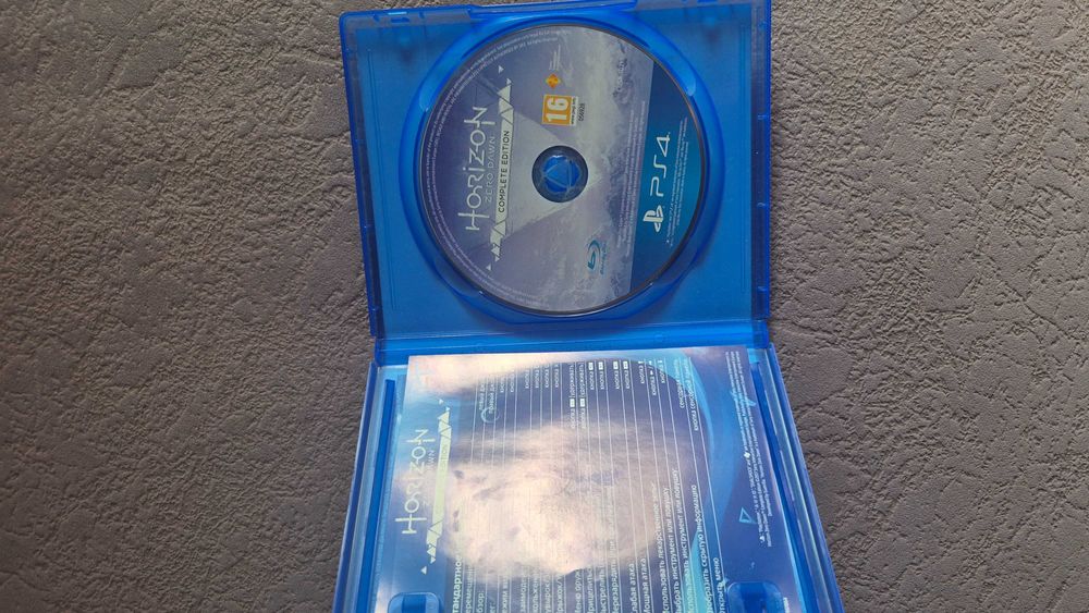 Ps4 диск игра Horizon zero dawn complete edition