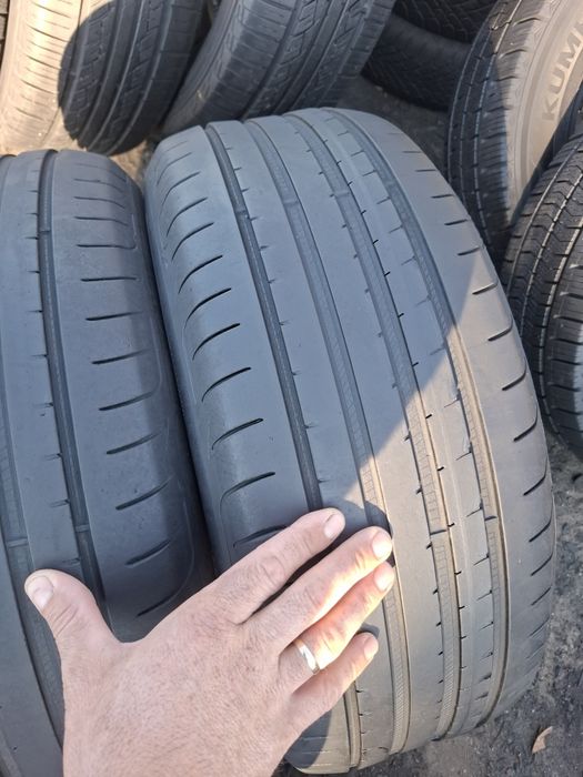 Vand 2 anvelope 225 55 17 goodyear de vara bune