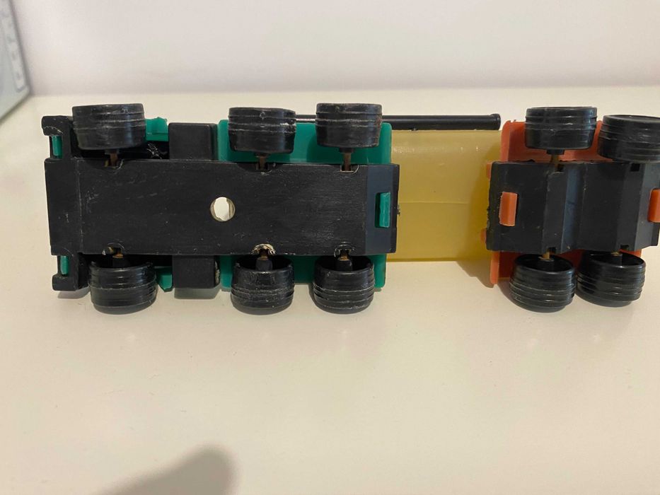 Jucarie romaneasca comunista CISTERNA TIR FAUR