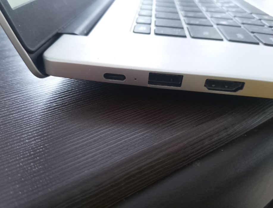 Ноутбук Huawei Mate book D15 обменяю.