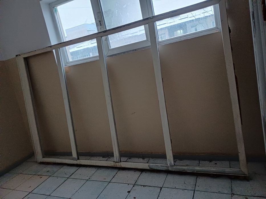 Продается пластиковые окна Б/У