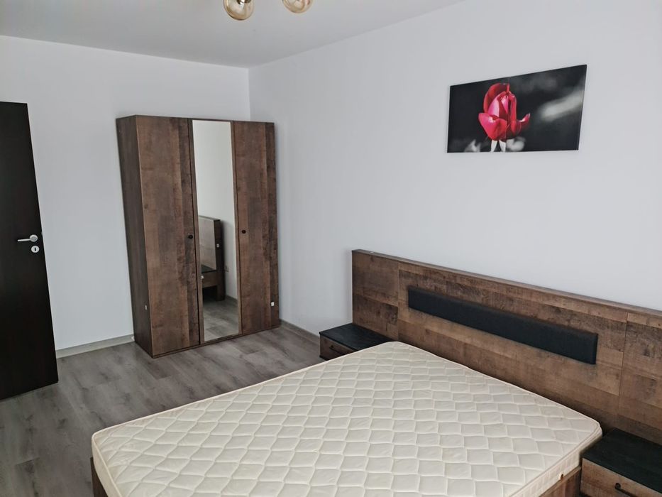Proprietar, vând apartament cu doua camere