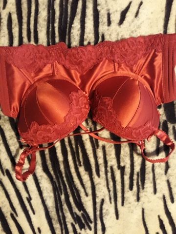 Нов Сутиен с дантела/Бюстие
