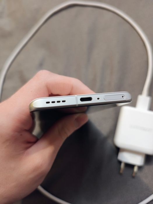 Realme GT2 Pro 12GB 256GB Snapdragon 8 Gen 1 , încărcător original 65W