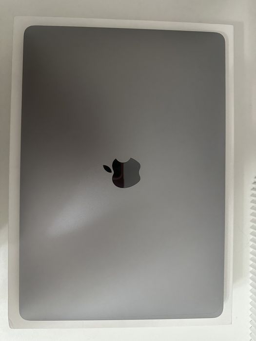 Apple MacBook 13 m2 pro 8/512 touch bar