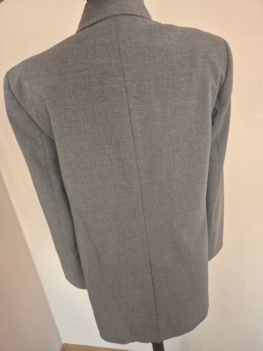 Спортно елегантен костюм Zara