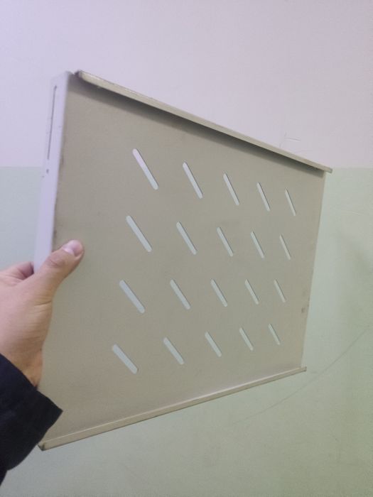 Полка от сетевого шкафа