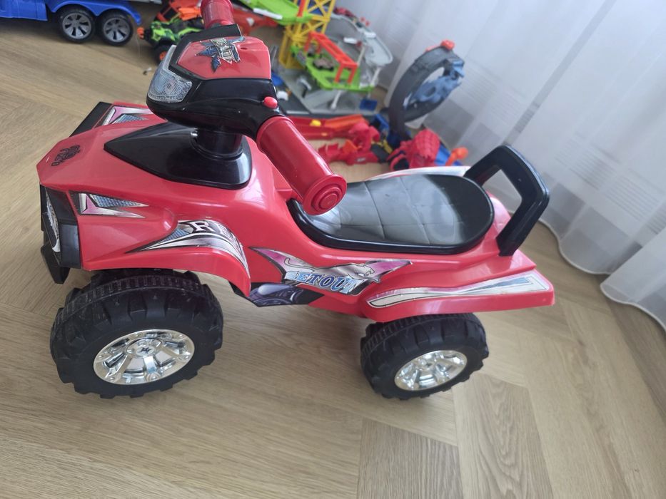 Детско atv за бурате с музика moni
