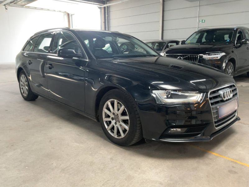 Audi A4 2.0 TDI ultra Attraction 2015