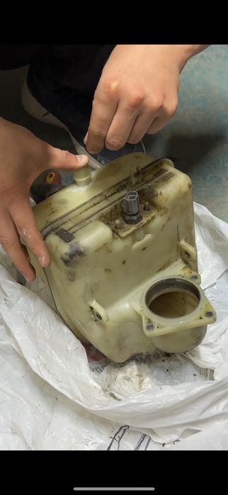 Бачок от пневмы гидровлический 570