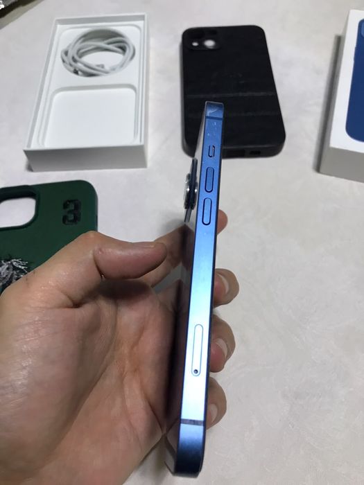 IPhone 13 128гб в хорошем состояние