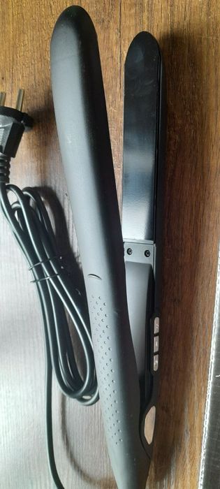 Утюжок , для выпрямления,завивки волос