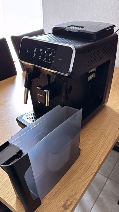 Espressor automat Philips Series 2200 – cafea de calitate acasă!